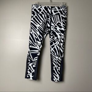 Nike dri -fit Women’s Size S